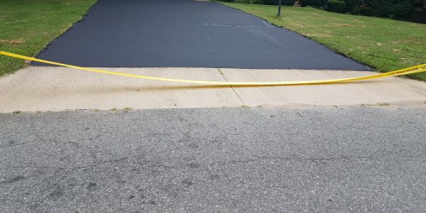 Driveway Sealcoating in Pleasanton